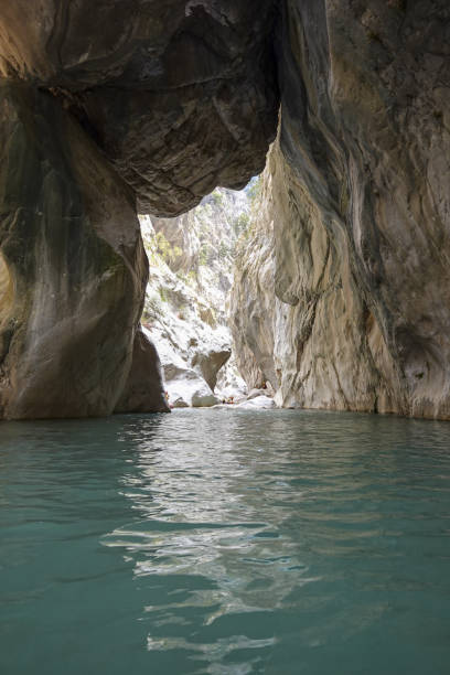 istock A large cave with a small hole in the middle 2175034990