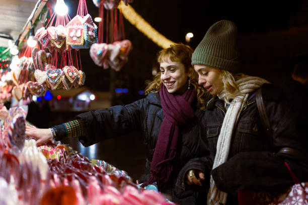 istock Heartwarming Evening at the Market 2175134307