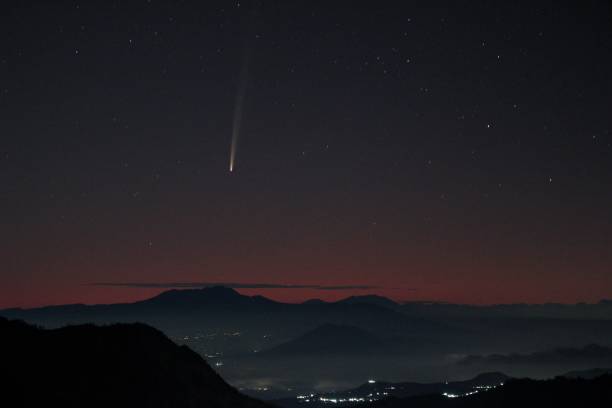 C/2023 A3 (Tsuchinshan–ATLAS) Taken before dawn on 29th September 2024 from Mount Bromo in East Java, Indonesia. bromo tengger semeru national park stock pictures, royalty-free photos & images