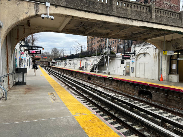istock Long Island Railroad platform in Great Neck 2175489200