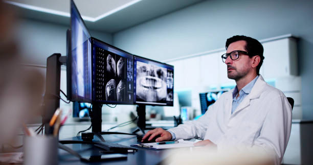 istock Doctor Screening Knee Bone X Ray 2175557259