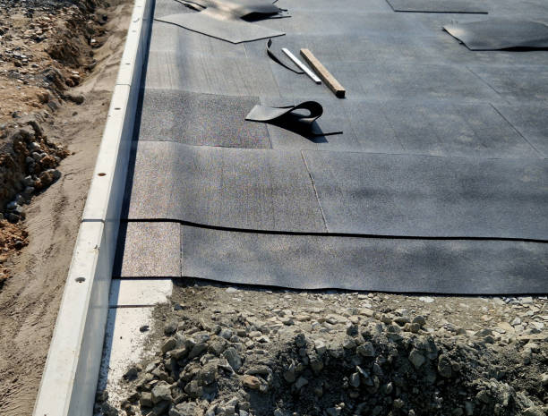 istock The anti-vibration mat is a soft board with high vibration damping, designed for light objects and not suitable as a final floor layer. It is used in the construction industry for the foundations of 2175577173