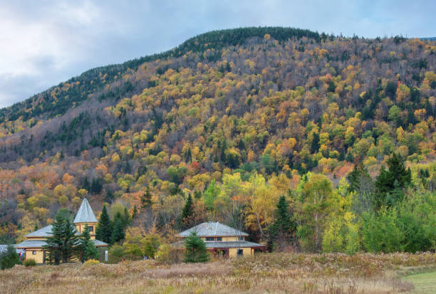 istock Crawford Notch Train Depot and Mount Willard 2175685641