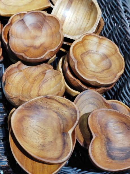 Vintage Scalloped Wood Bowl / Plate