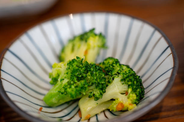 Boiled cauliflower is delicious and healthy.