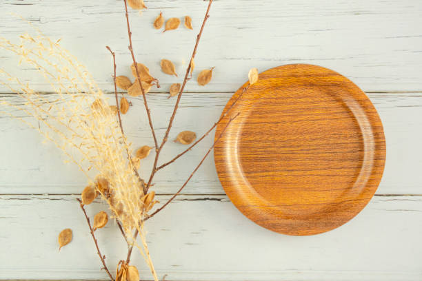 istock white paper mock-up on a plate 2175779172