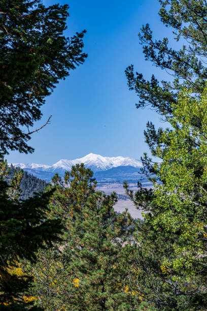 istock Collegiant Mountains from Wilkerson Pass overlook 2175964848