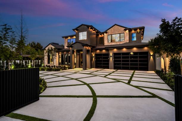 istock Modern luxury house at dusk 2175973050