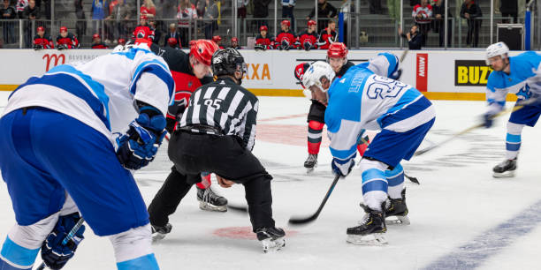 istock Face off During Ice Hockey Game 2176074776