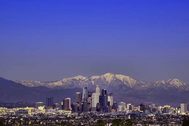 istock Los Angeles in Winter 2176200881