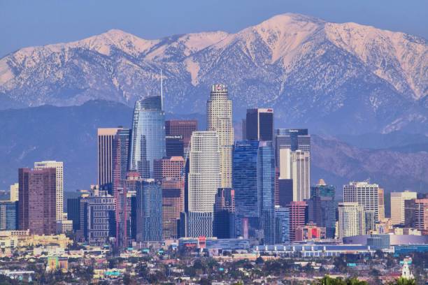istock Los Angeles in Winter 2176200890