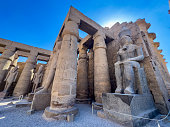 der-tempel-von-ramses-ii-in-luxor.jpg?b=1&s=170x170&k=20&c=9CYc3jioI-YVf8IW7BRZLop00cKTlk9ZzZGmaZ45BbQ=