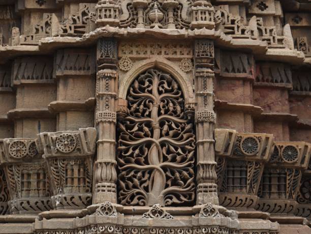 Jhulta Minara Masjid Or Shaking Minarets - Ancient Old Islamic Heritage Mosque Carving Pattern Design Photography While Traveling Ahmedabad