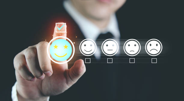 istock Customers choose emoticons rating virtual at very good level. 2177023011