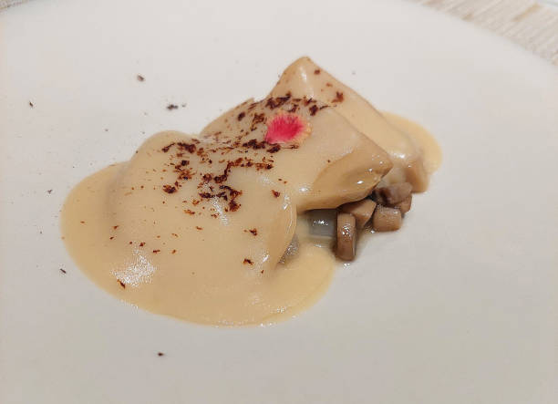 istock Steamed Mexican abalone with soybean paste and dried tangerine peel 2177221946