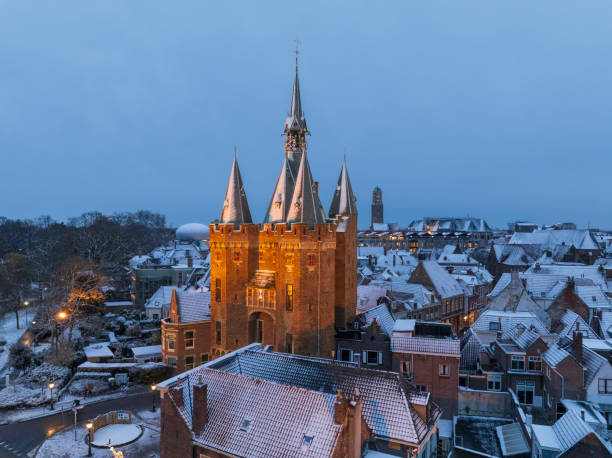 istock Zwolle Sassenpoort old gate during a cold winter morning 2177223062