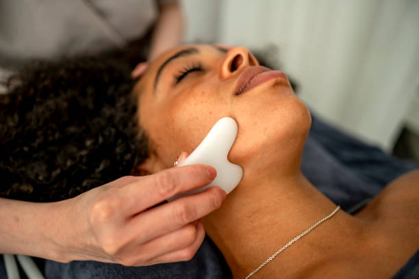 Relaxing Gua Sha Facial Massage