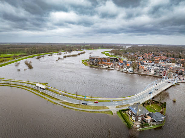 istock Vecht river high water level flooding at Dalfsen 2177392987