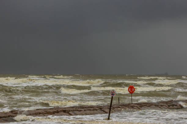 Rough seas, wind and rain closed the beach in Galveston , Texass during troopical storm Alberta.