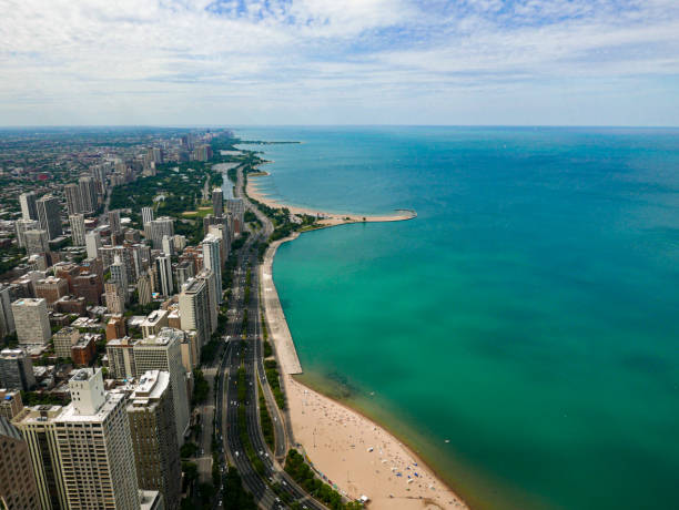 istock CHICAGO and Michigan lake 2177498863