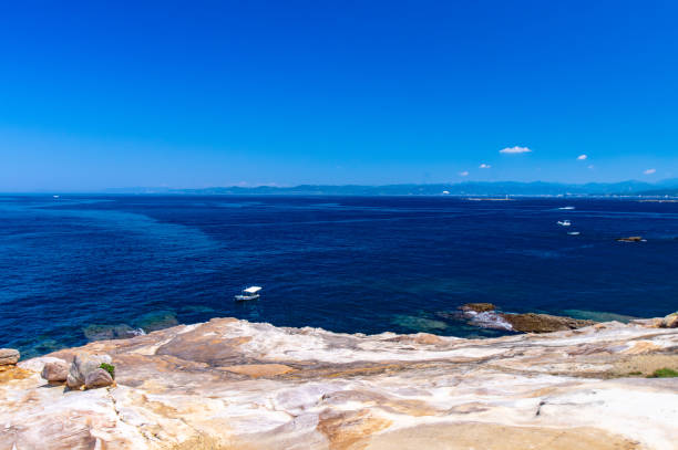 istock Nanki Shirahama Scenic spot: Senjojiki 2177549978