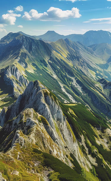 istock Beautiful mountain scenery photos, mountain wallpapers 2177606673