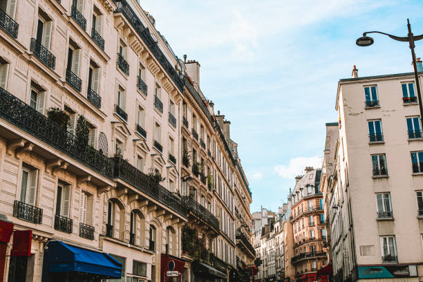 istock Dante Street 2177716173