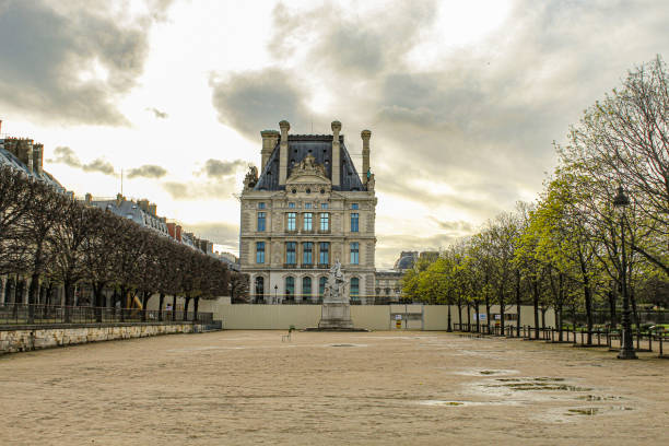 istock Jardins in the city center 2177718012