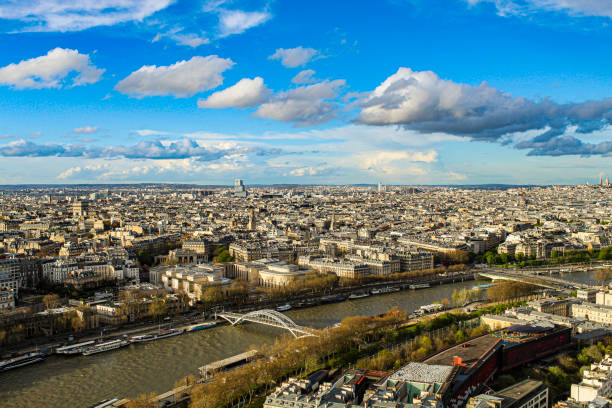istock Beautiful day in Paris 2177719239