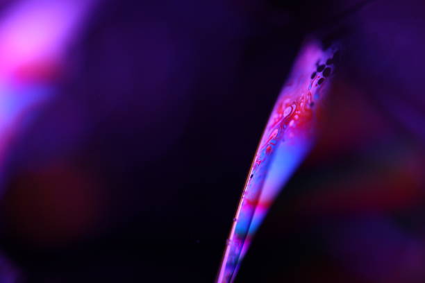 Purple sphere, smooth movement, one bright line in the dark background