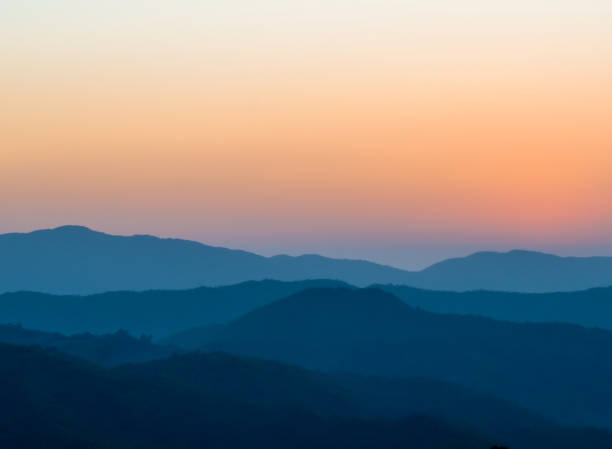 istock Beautiful mountain scenery photos, mountain wallpapers 2177802504