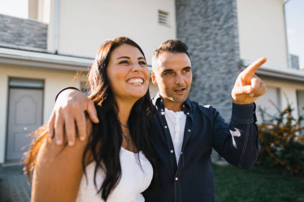 istock couple looking for the perfect rental 2177803765