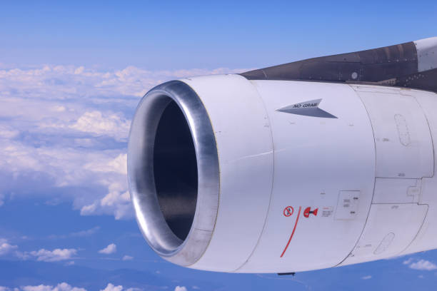 in-flight picture of an airplane engine