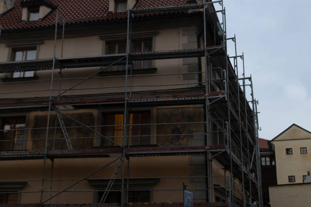 istock A construction building that has scaffolding attached to its side 2177912391