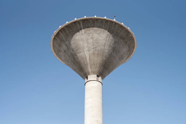 Riyadh, Saudi Arabia: water tower at night, built in 1971 with a filling capacity of 12,000 cubic meters, its design, resembles a martini glass - until 2000, when the Al Faisaliah Tower was built, this was Riyadh's tallest landmark - Al-Watan Park, Wazir Street  / King Saud Rd, Al Futah