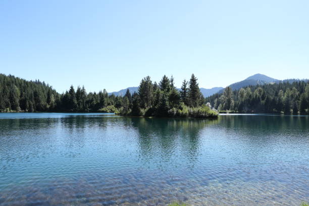 istock Lake and mountain in Gold Creek Pond 2178019503