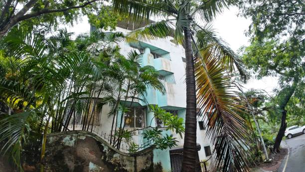 istock Old residential Building in Mumbai 2178077136