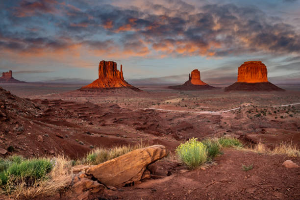 istock The Mittens and Merrick Butte from Lee Cly Trail 2178446791