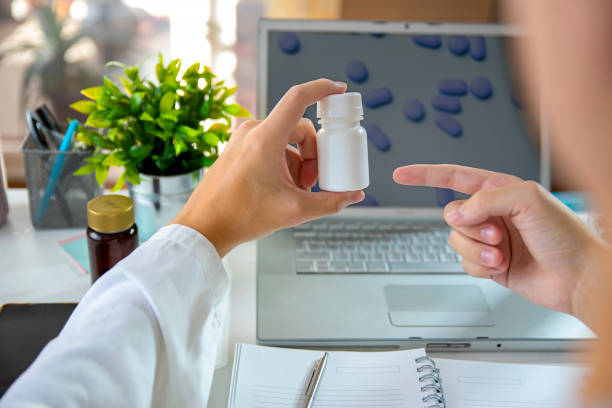 istock Pharmacy prescription online research 2178544612