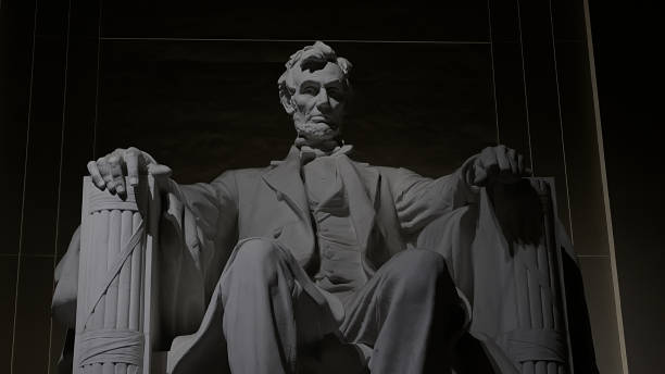 istock Lincoln Memorial with Dark Lighting 2178678345