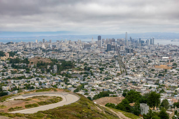 istock San Francisco Cityscape from Twin Peaks 3 2178700021