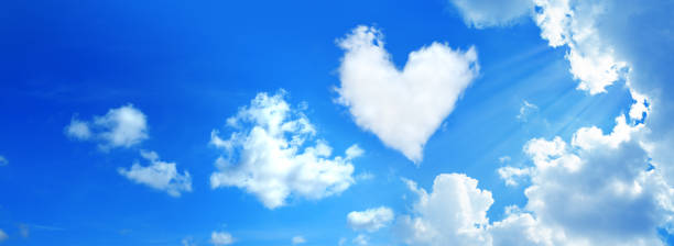 istock Love in sky, heart shaped cloud in sunny sky 2178759729