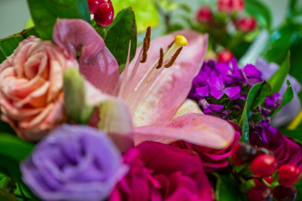 istock Composizione di fiori 2178776791