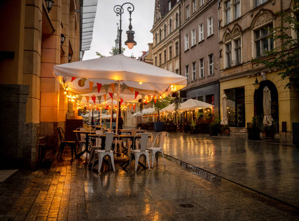istock Street Cafe With Lights In The Evening 2178862701