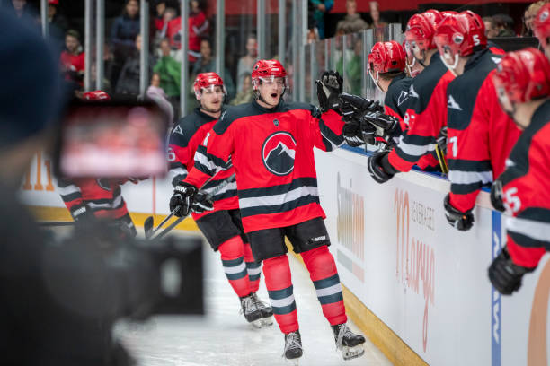 istock Ice Hockey Player Celebrating with Teammates 2179109267
