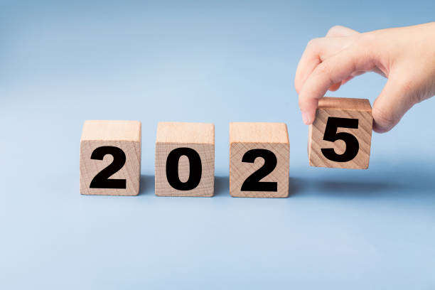 istock Countdown to the New Year in 2025 2179166475