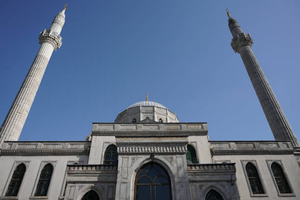 istock Pertevniyal Valide Sultan Mosque in Istanbul, Turkiye 2179354950