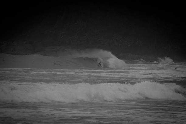 istock Barrel in the horizon 2179403173
