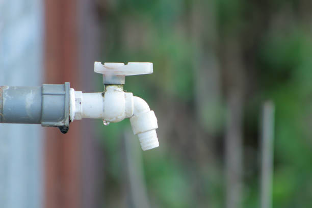 white water tap, in the yard,