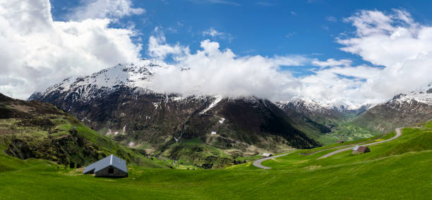 Switzerland Travel - rural mountain shelters, Oberbärgl in Kandersteg near  Oeschinensee.